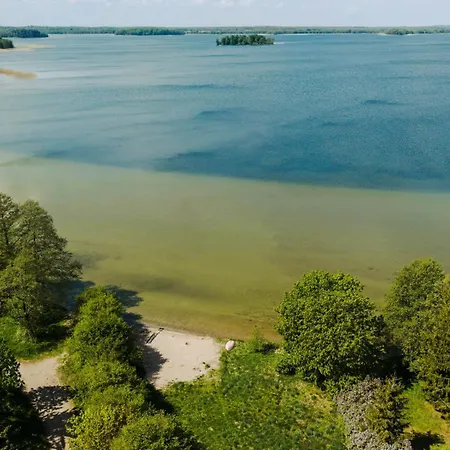 Nad Jeziorem Dobskim Mazury Деревянный коттедж *