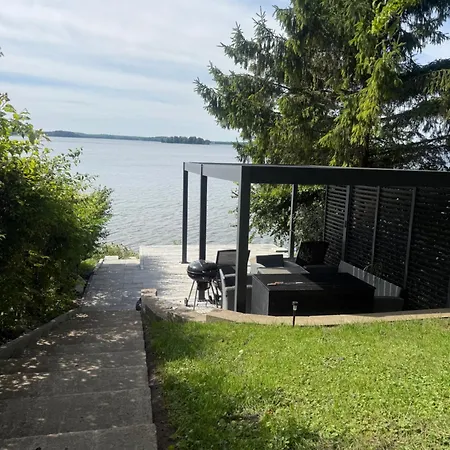 Nad Jeziorem Dobskim Mazury Lodge *